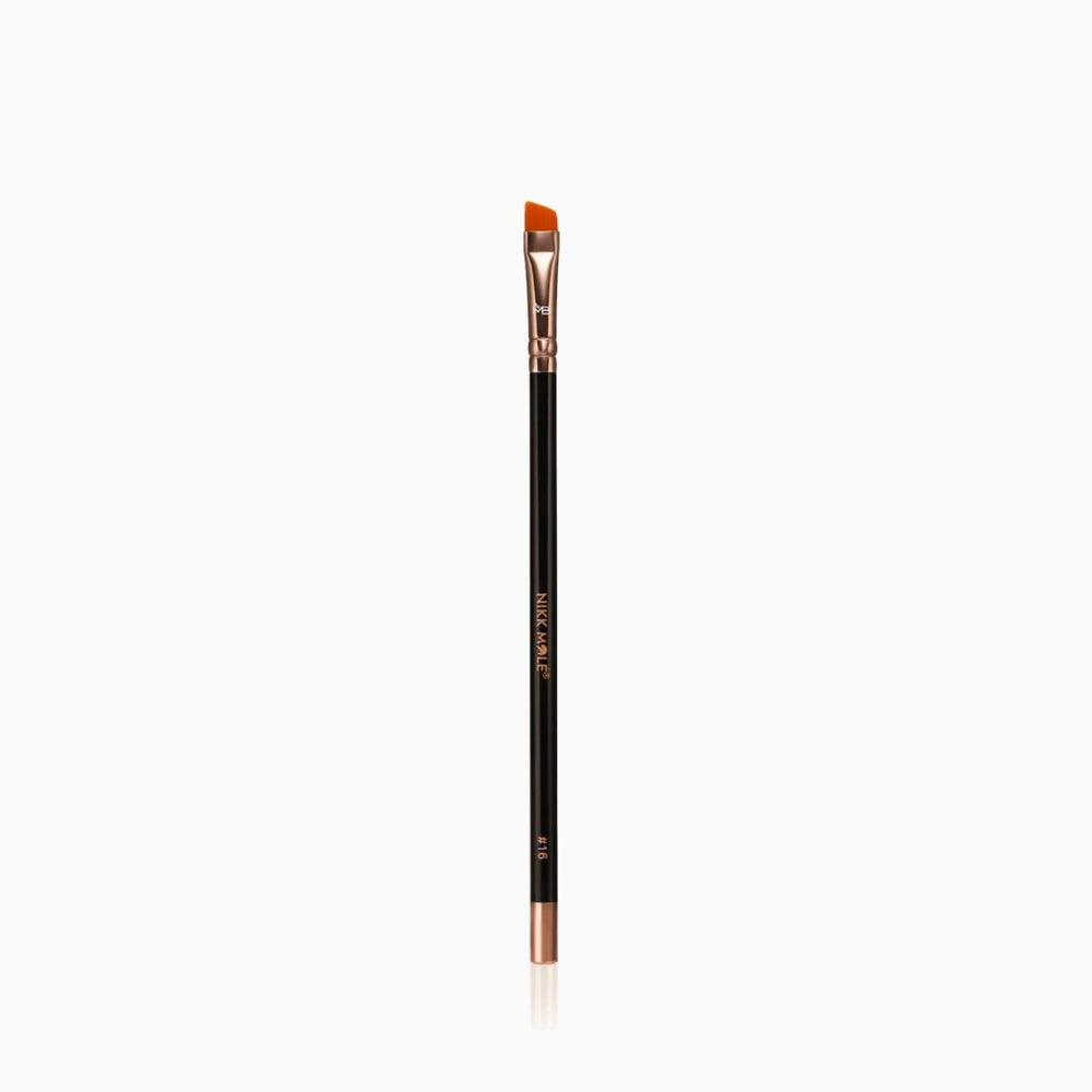 NIKK MOLE Brush 16 מברשת אלכסונית לצביעת גבות