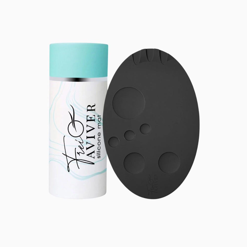 משטח סיליקון אובלי שחור לערבוב צבע וחומרים לריסים וגבות מבית FreiAviver
