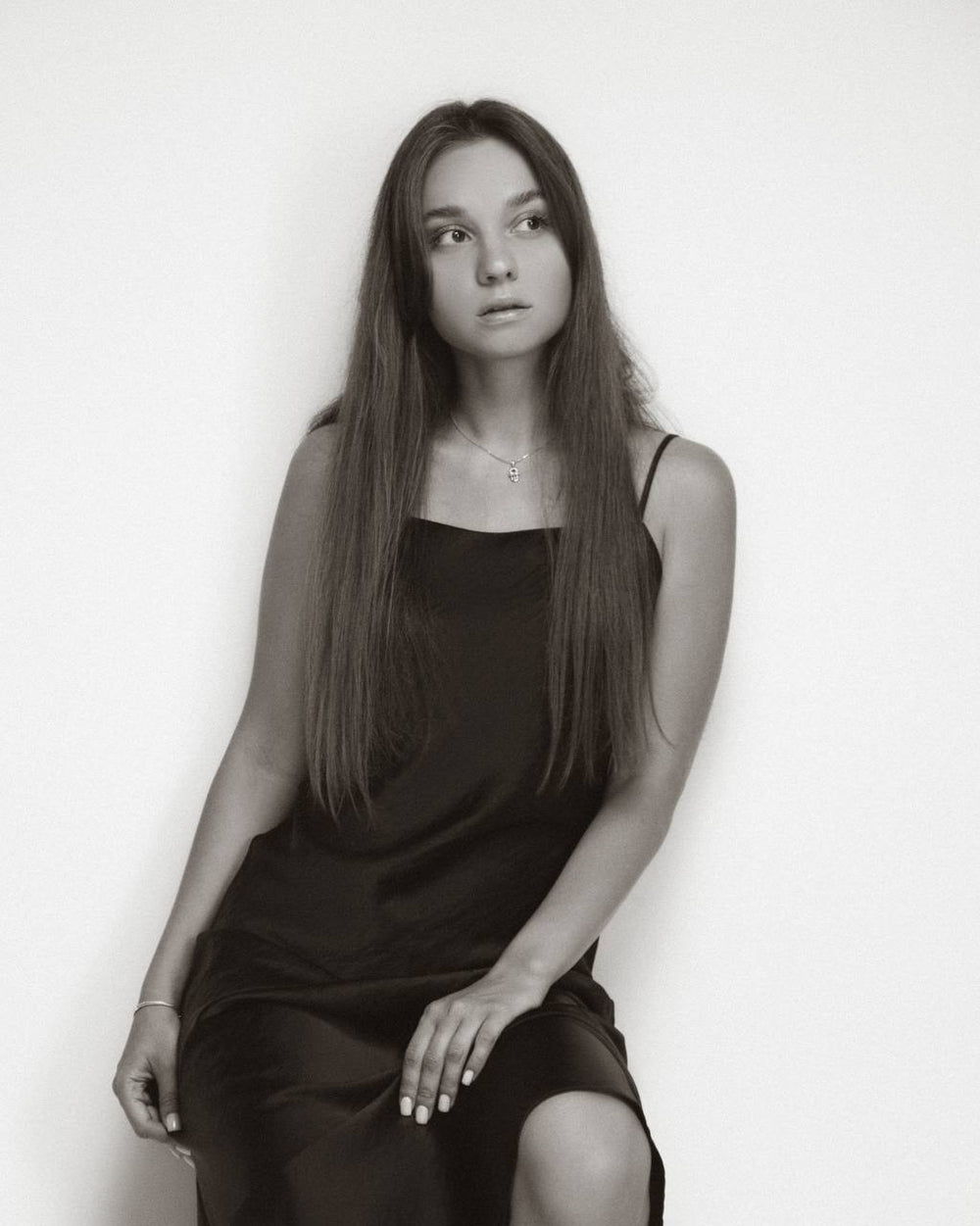 מריה ברומאסטר עם מסכת פנים לטיפוח