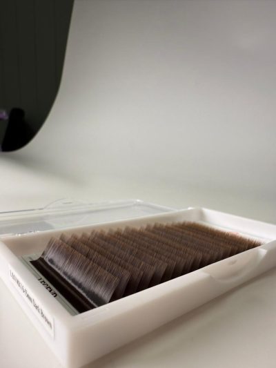 ריסים חומות ‎RED BROWN‎ ‏(מיקס) – ‏20‏ שורות